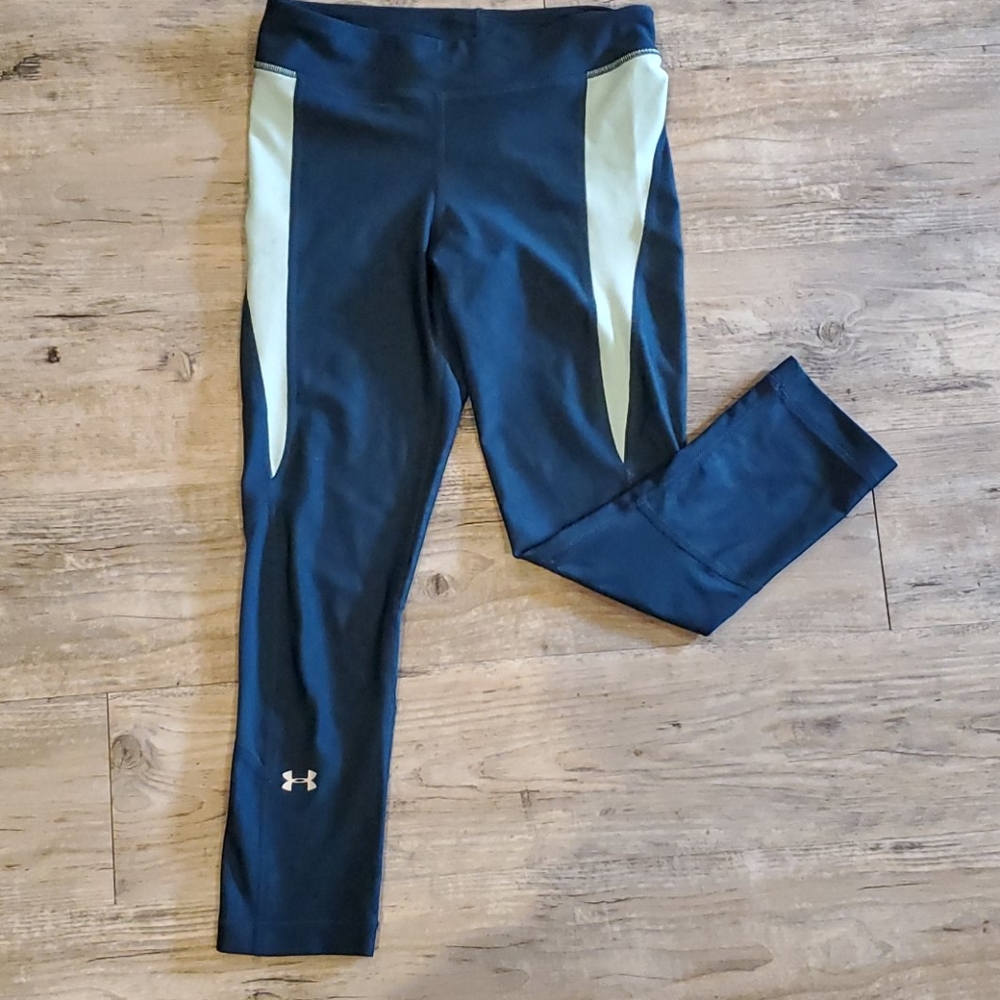 Under Armour heat gear compression leggings
